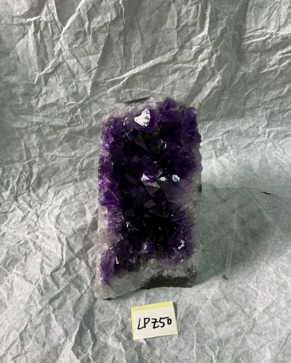 ZB178 LPZ49 紫水晶擺件 0.91-1.1kg