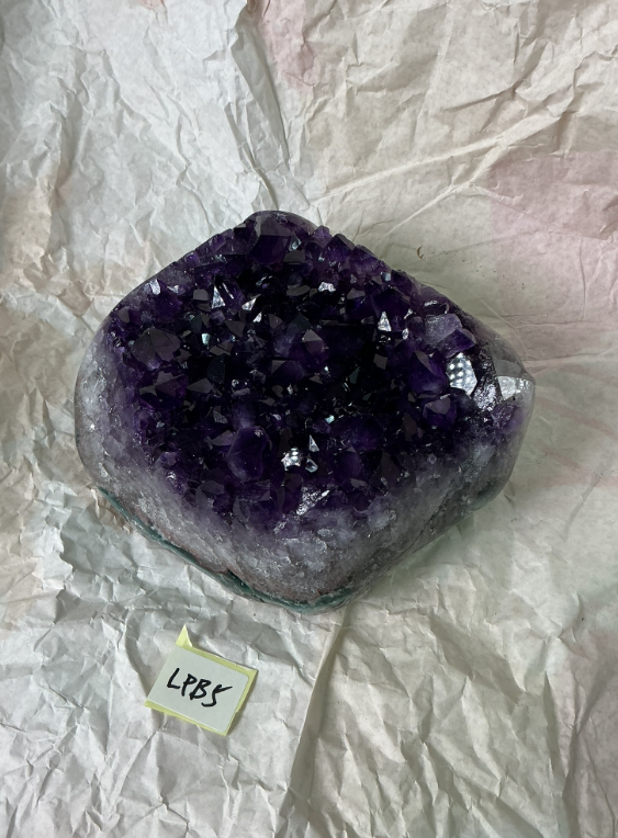 ZB284 LPB5 紫水晶擺件 2.1-3kg