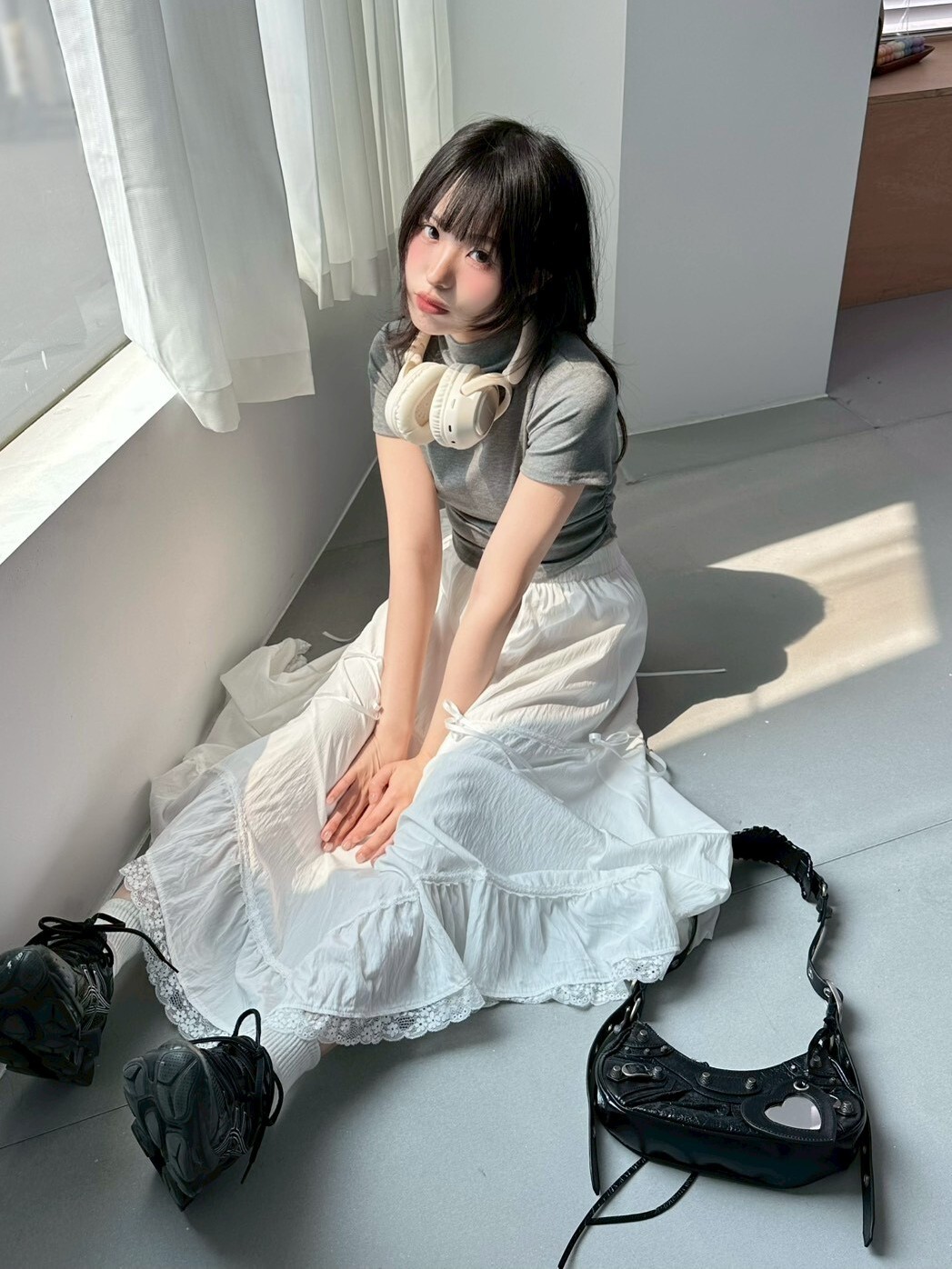 結尾的溫柔 不規則蕾絲飄逸感長裙