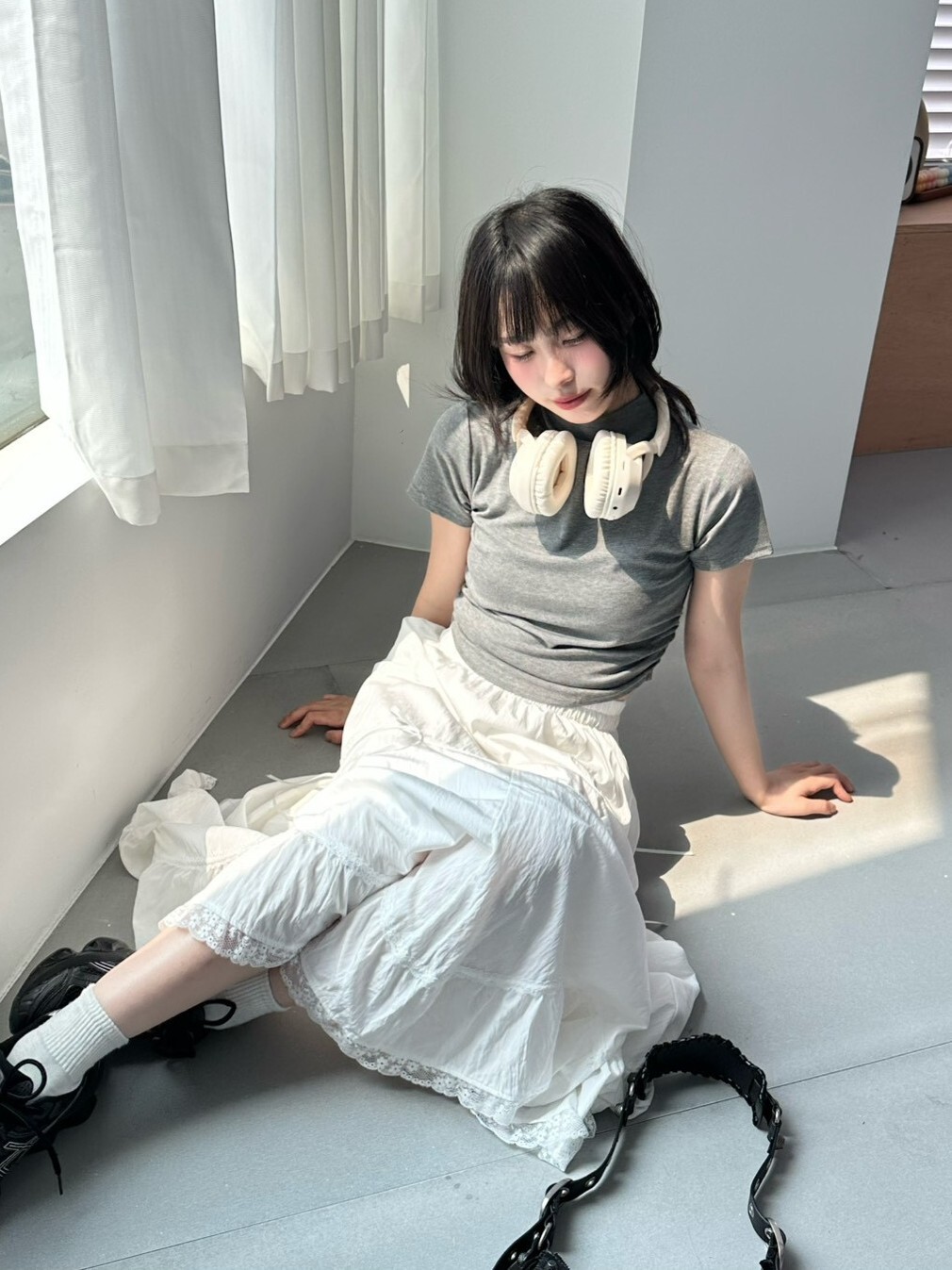 結尾的溫柔 不規則蕾絲飄逸感長裙