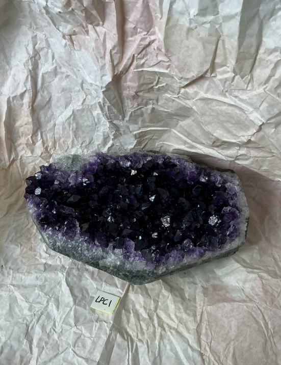 ZB287 LPC1 紫水晶擺件 3.1-4kg