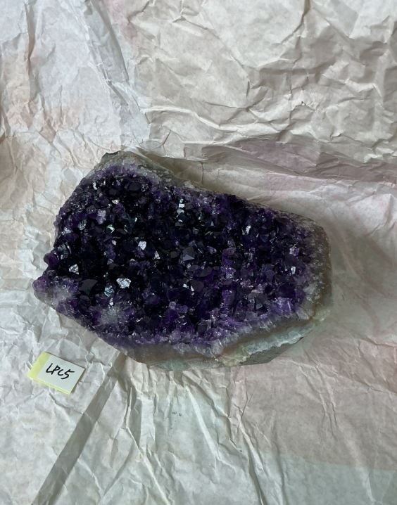 ZB291 LPC5 紫水晶擺件 3.1-4kg