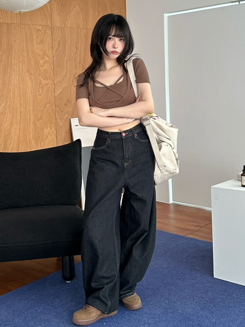 Perfect Ratio❤️後愛心口袋牛仔彎刀褲