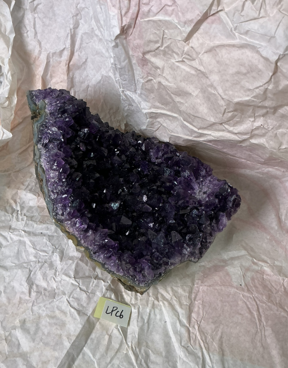 ZB292 LPC6 紫水晶擺件 3.1-4kg