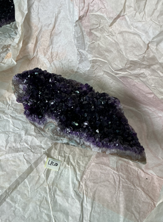 ZB296 LPC10 紫水晶擺件 3.1-4kg