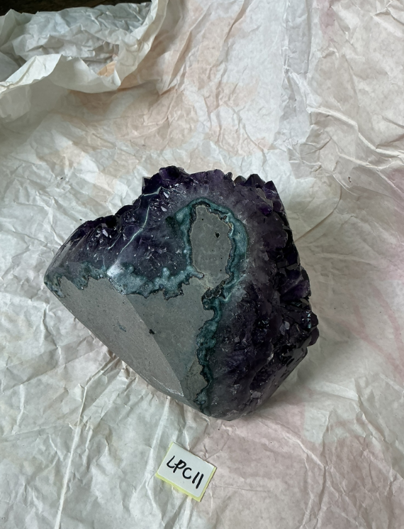 ZB297 LPC11 紫水晶擺件 3.1-4kg