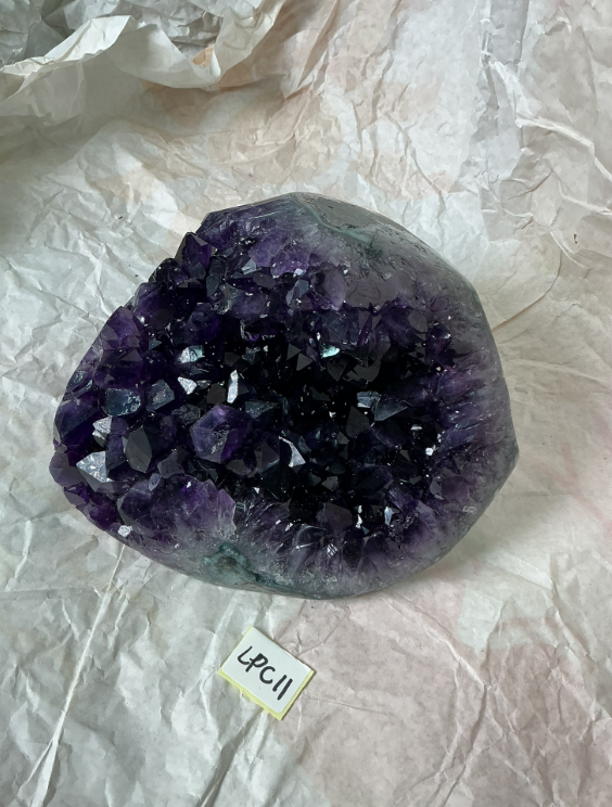 ZB297 LPC11 紫水晶擺件 3.1-4kg