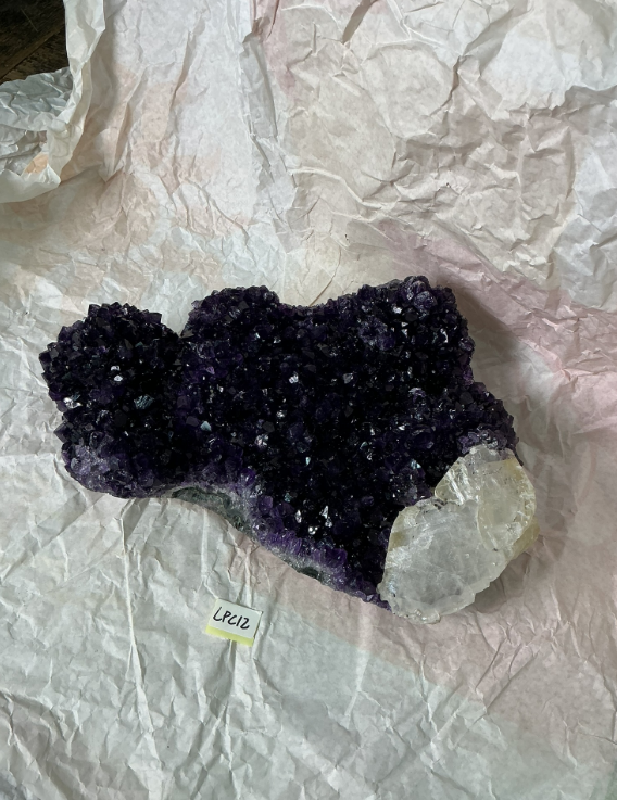 ZB298 LPC12 紫水晶擺件 3.1-4kg