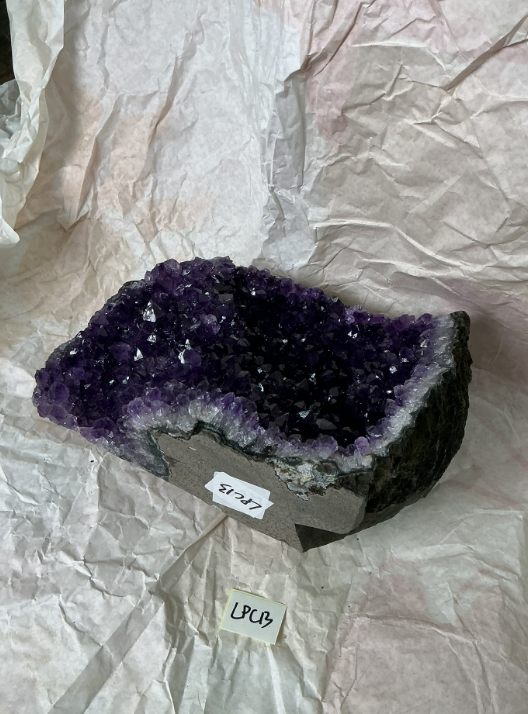 ZB299 LPC13 紫水晶擺件 3.1-4kg