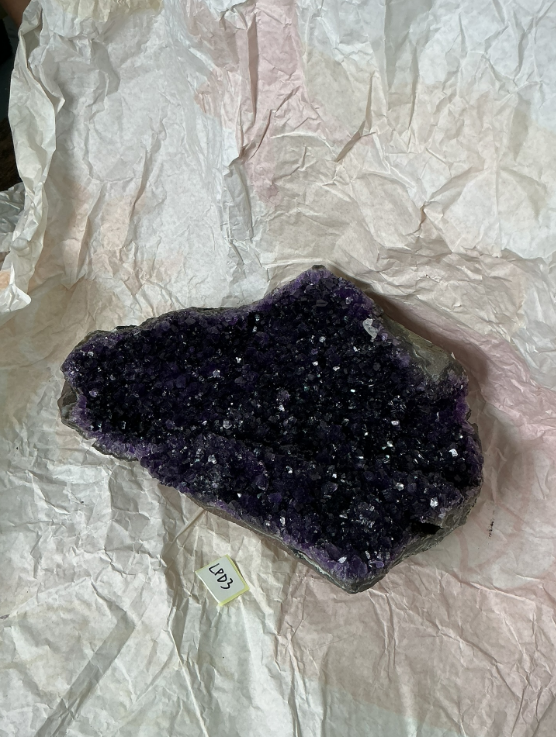 ZB303 LPD3 紫水晶擺件 4.1-5kg