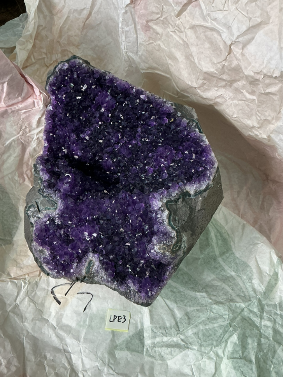 ZB310 LPE3 紫水晶擺件 5.1-7kg