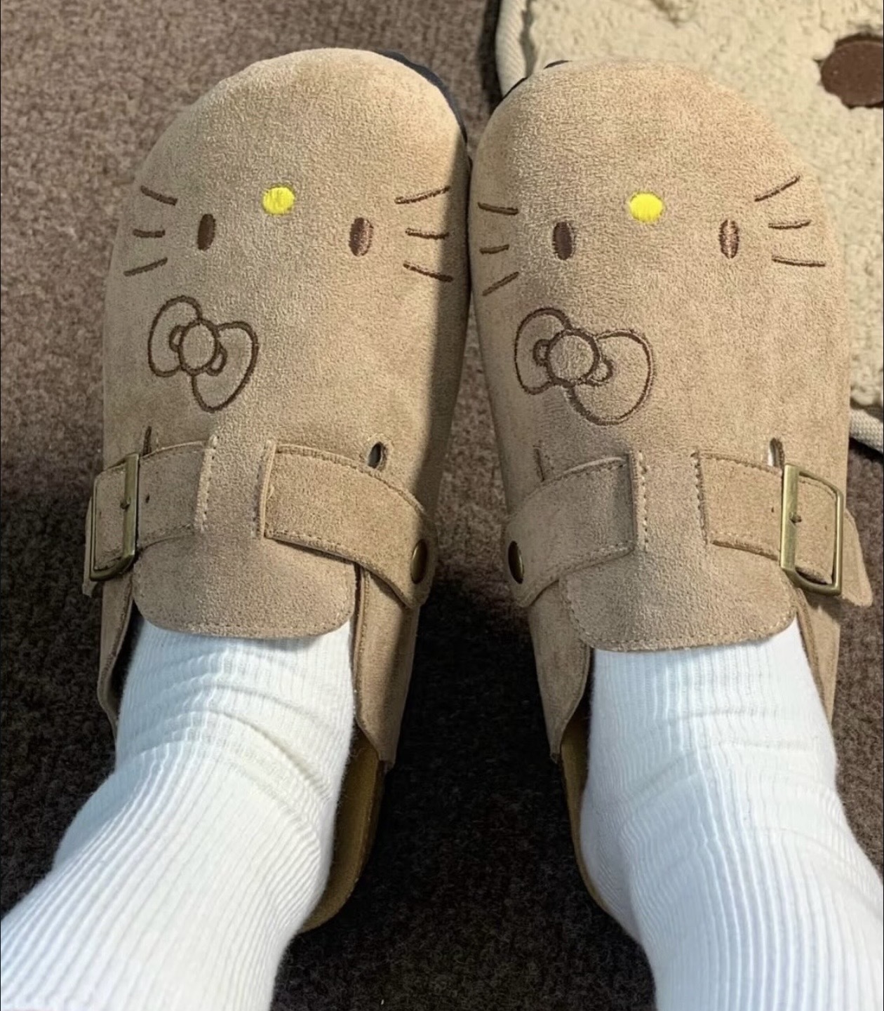 正版授權！可愛轟炸 Sanrio 三麗鷗 包頭勃肯鞋（Melody 美樂蒂 / Hello Kitty）