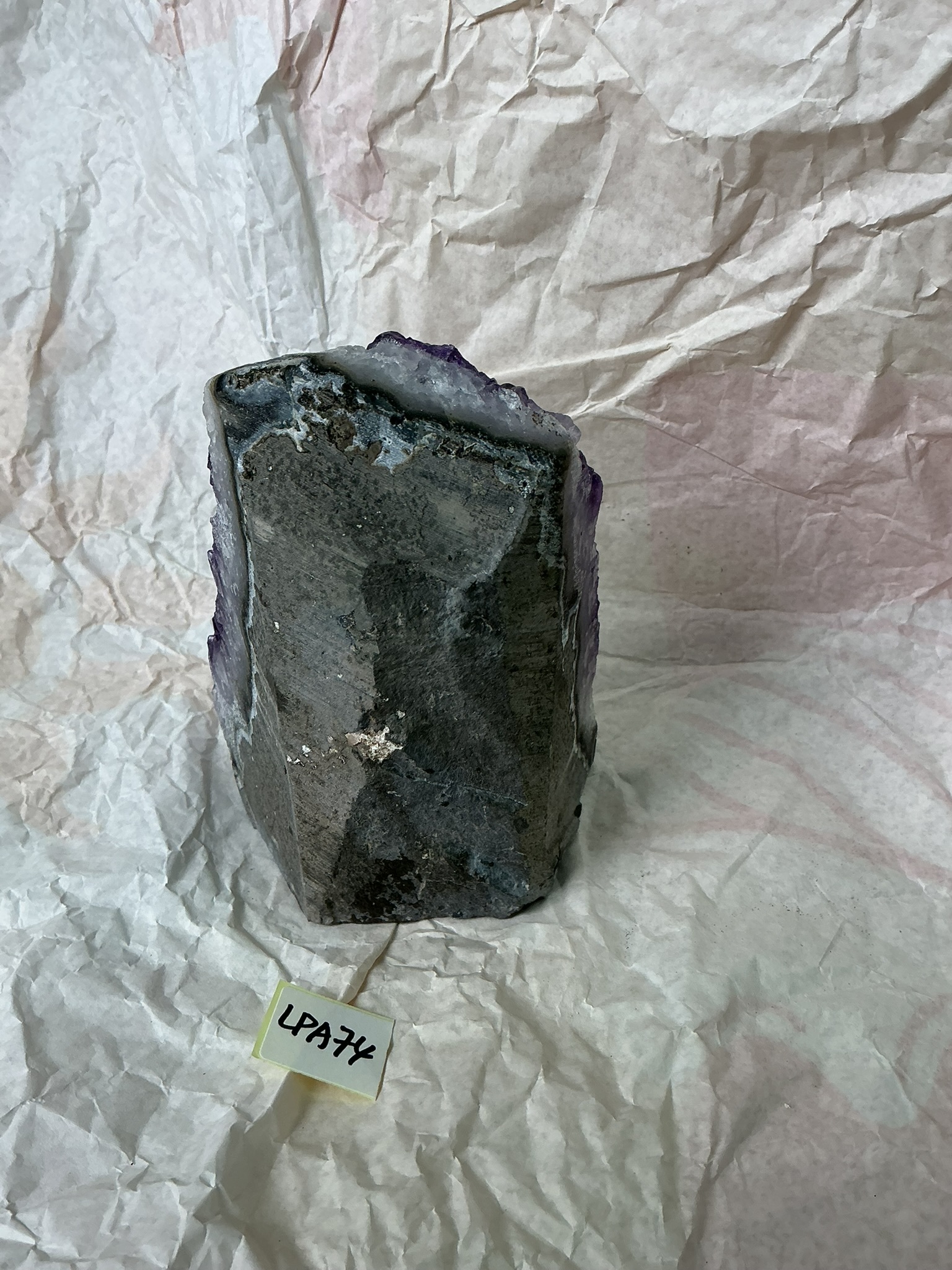 ZB271 LPA74 紫水晶擺件 1-2kg