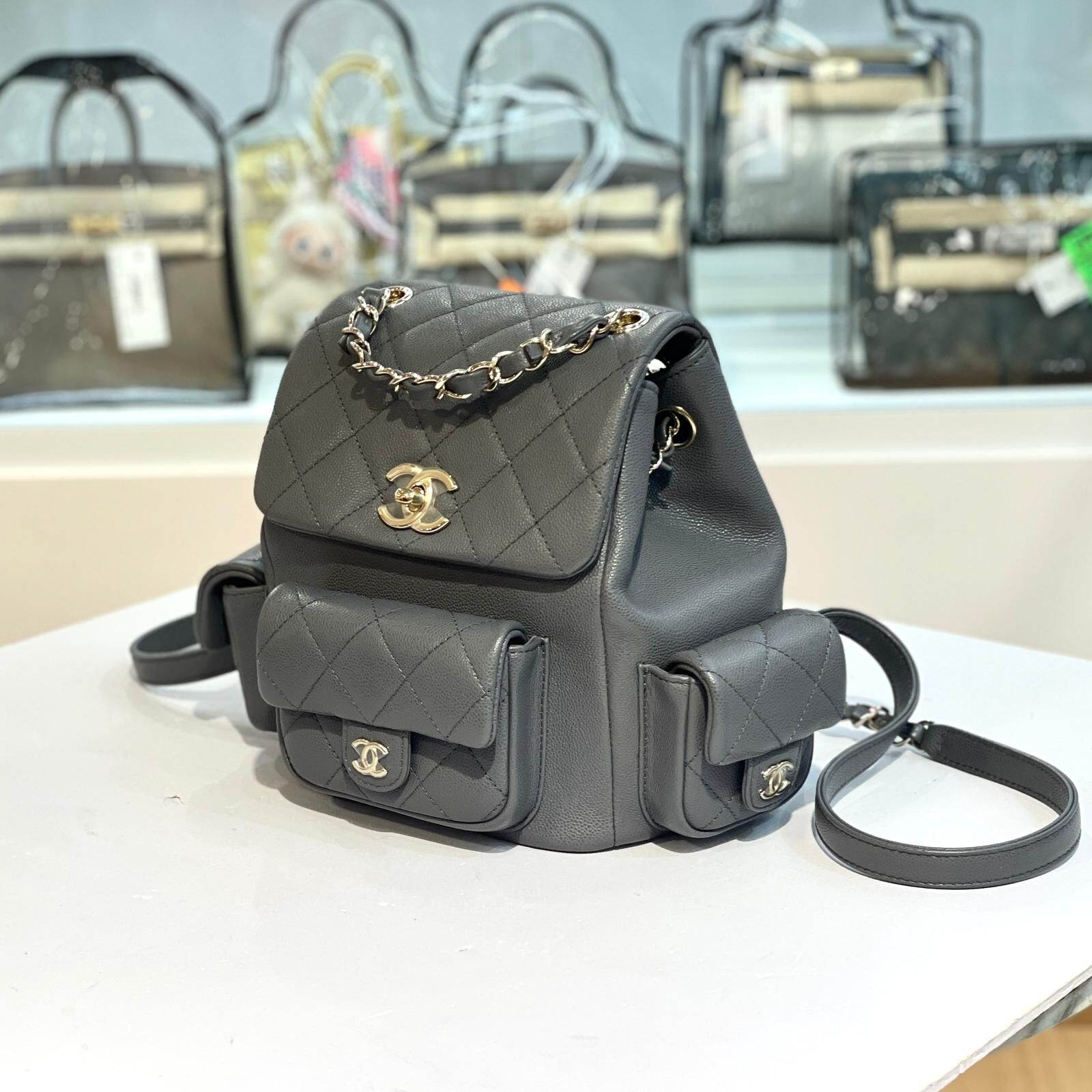 全新Chanel Backpack Small AS3860 Duma Backpack 灰色荔枝皮淡金鏈@晶片款 #香奈兒背包 #BRAND NEW #香榭站正品
