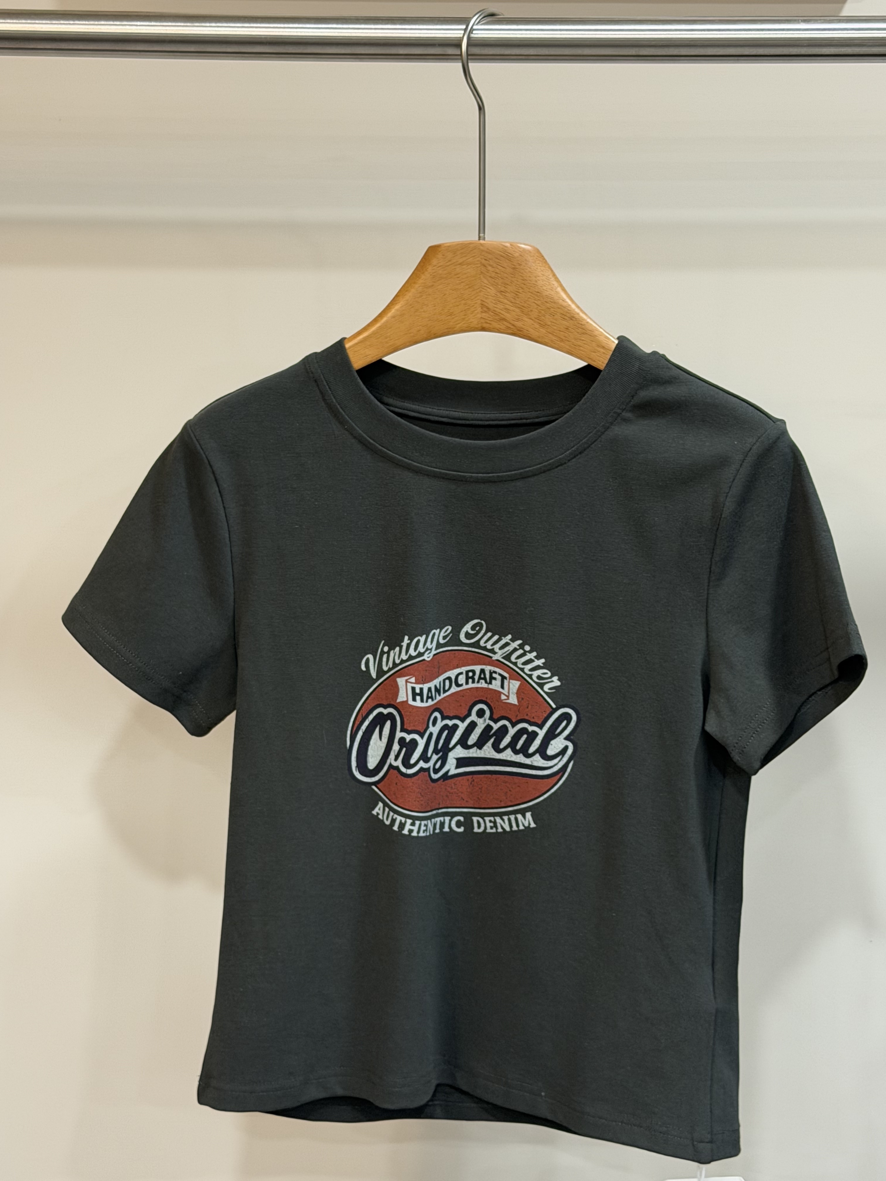 W00233美式風格上衣