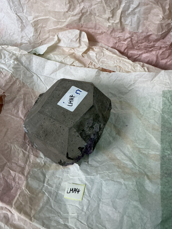 ZB331 LMA4 水晶聚寶盆 1-1.5kg