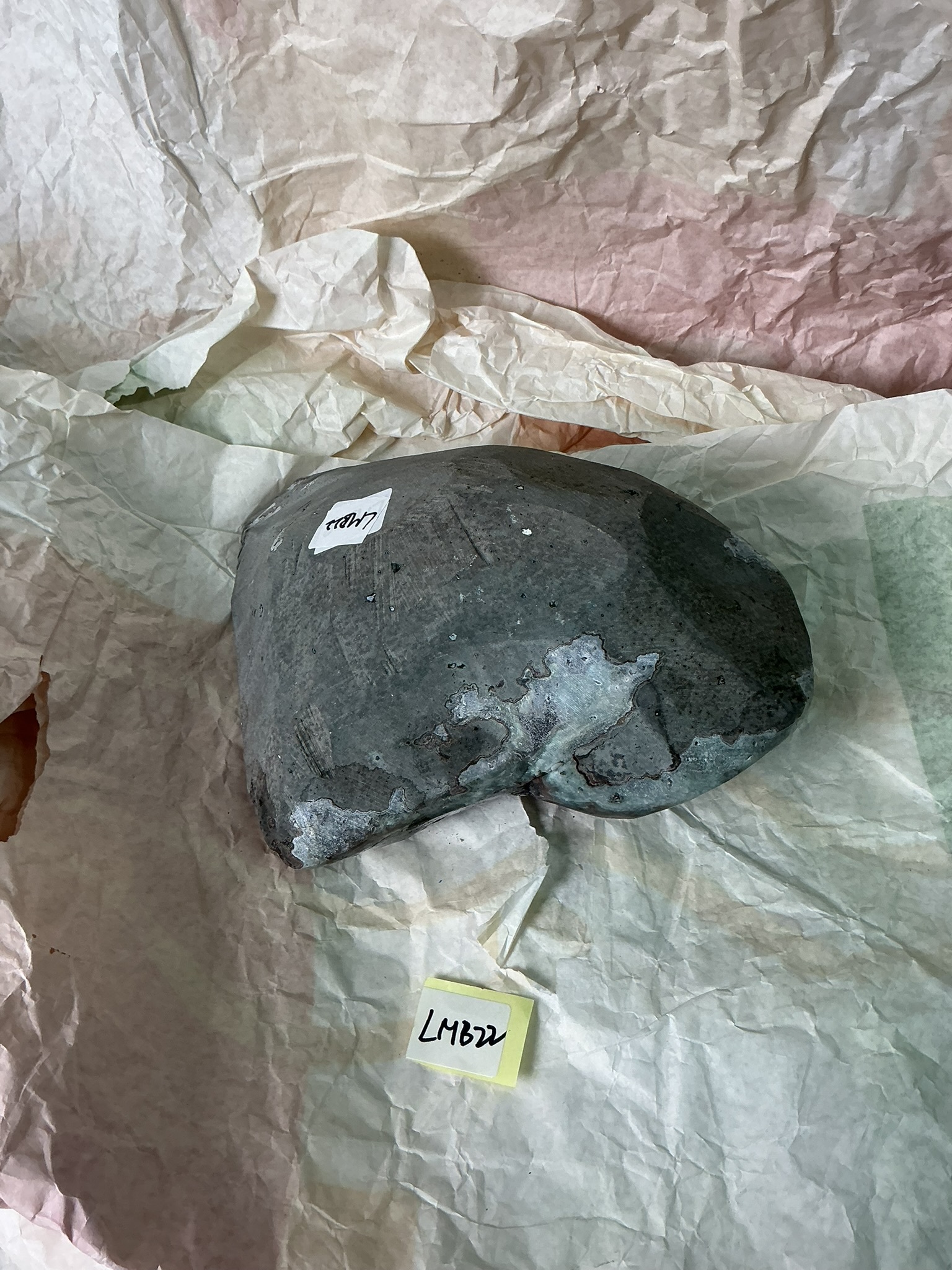 ZB367 LMB22 水晶聚寶盆 1.6-2.3kg