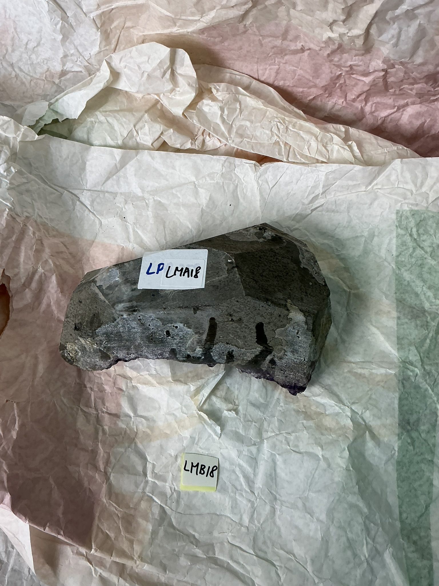 ZB363 LMB18 水晶聚寶盆 1.6-2.3kg