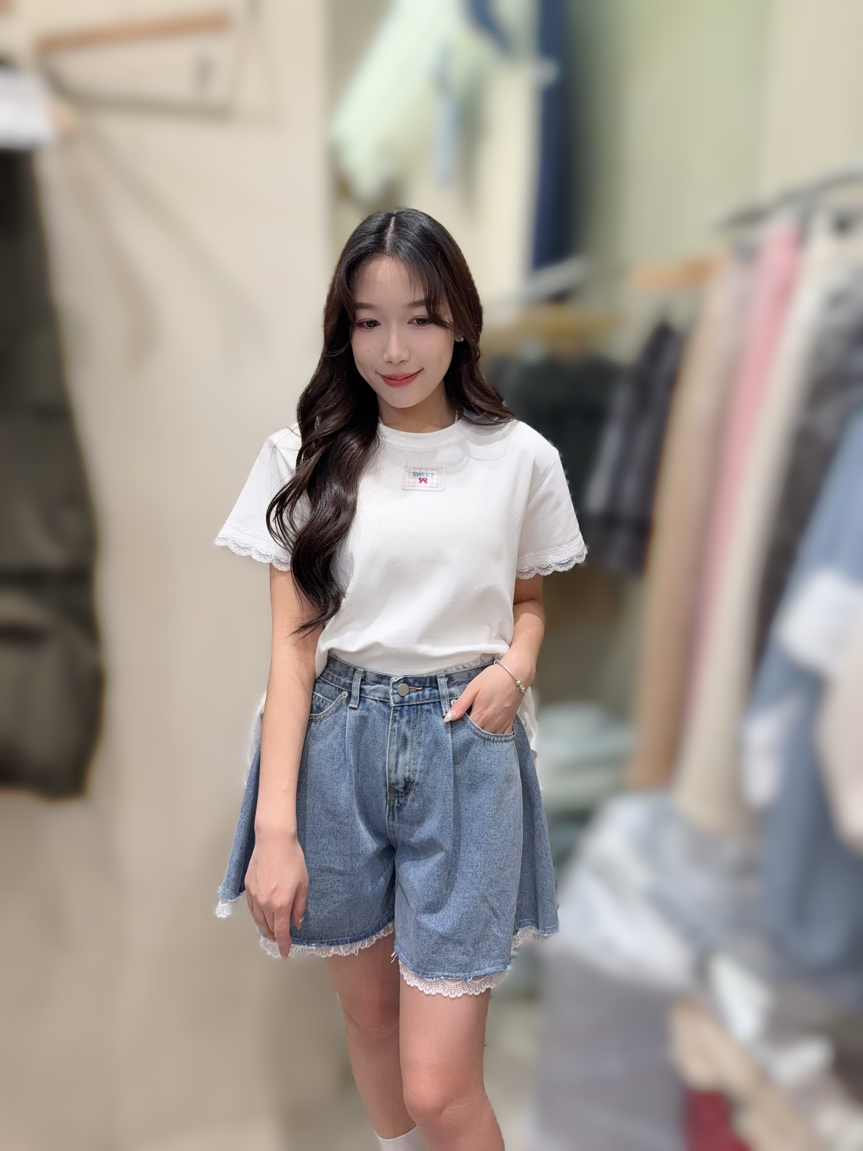 JK02   牛仔褲  S:腰26   HIP 48  長16.5    /M:腰 28  HIP50   長16.5   /L:腰 30   HIP 52 長16.5   $529 (一口價)