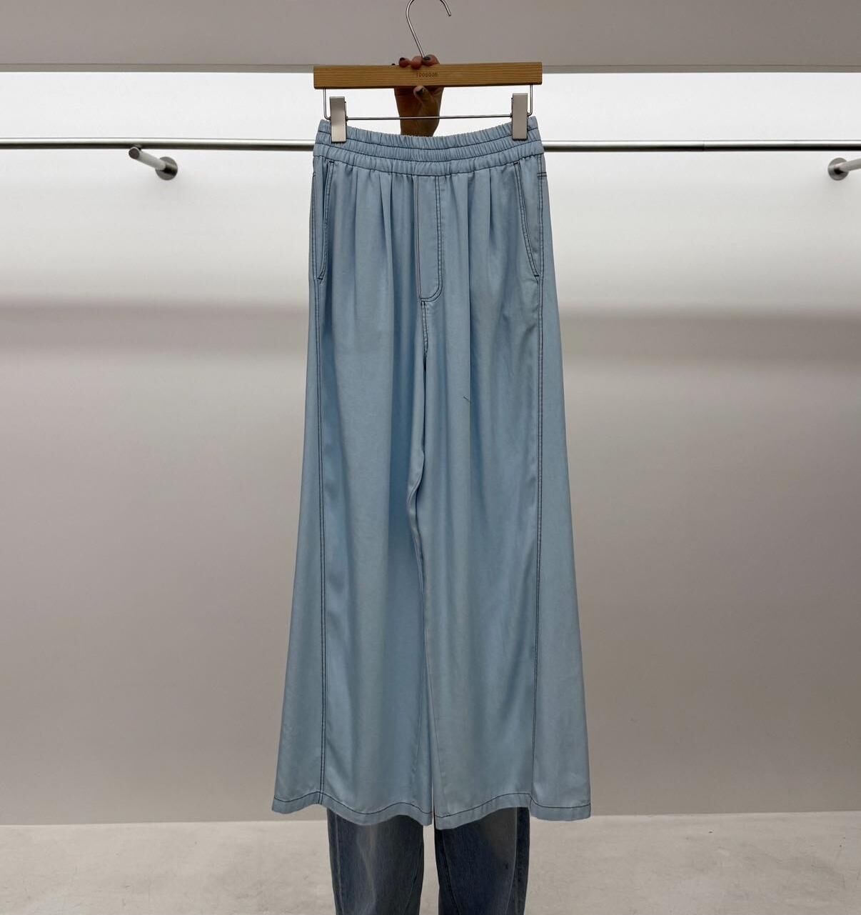 TG6130 垂感全橡筋腰藍色長褲