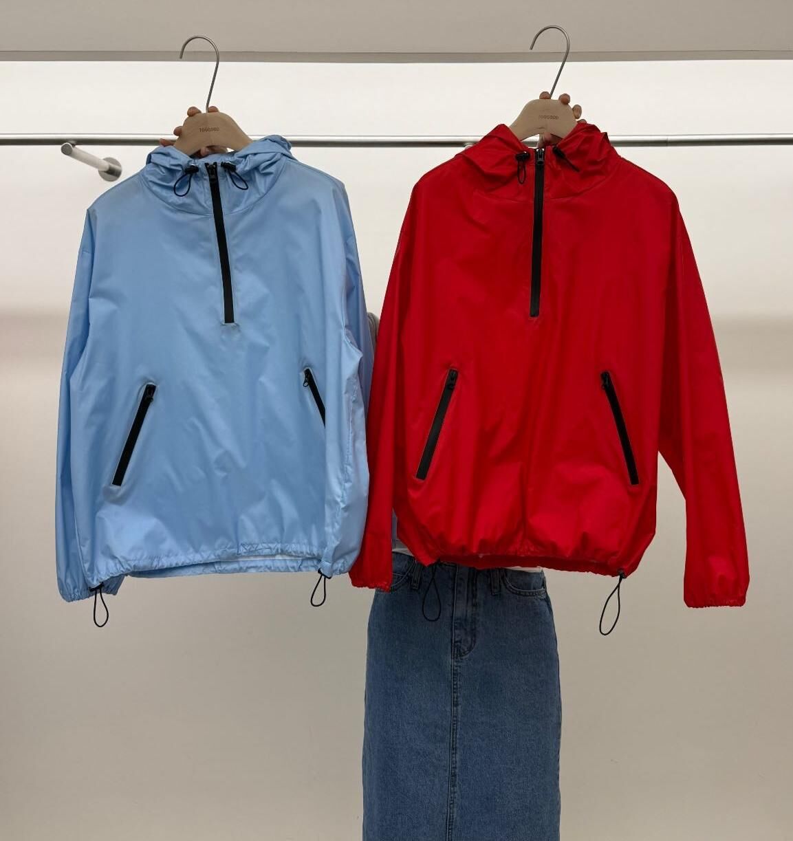 TG6140 黑拉錬抽繩風褸