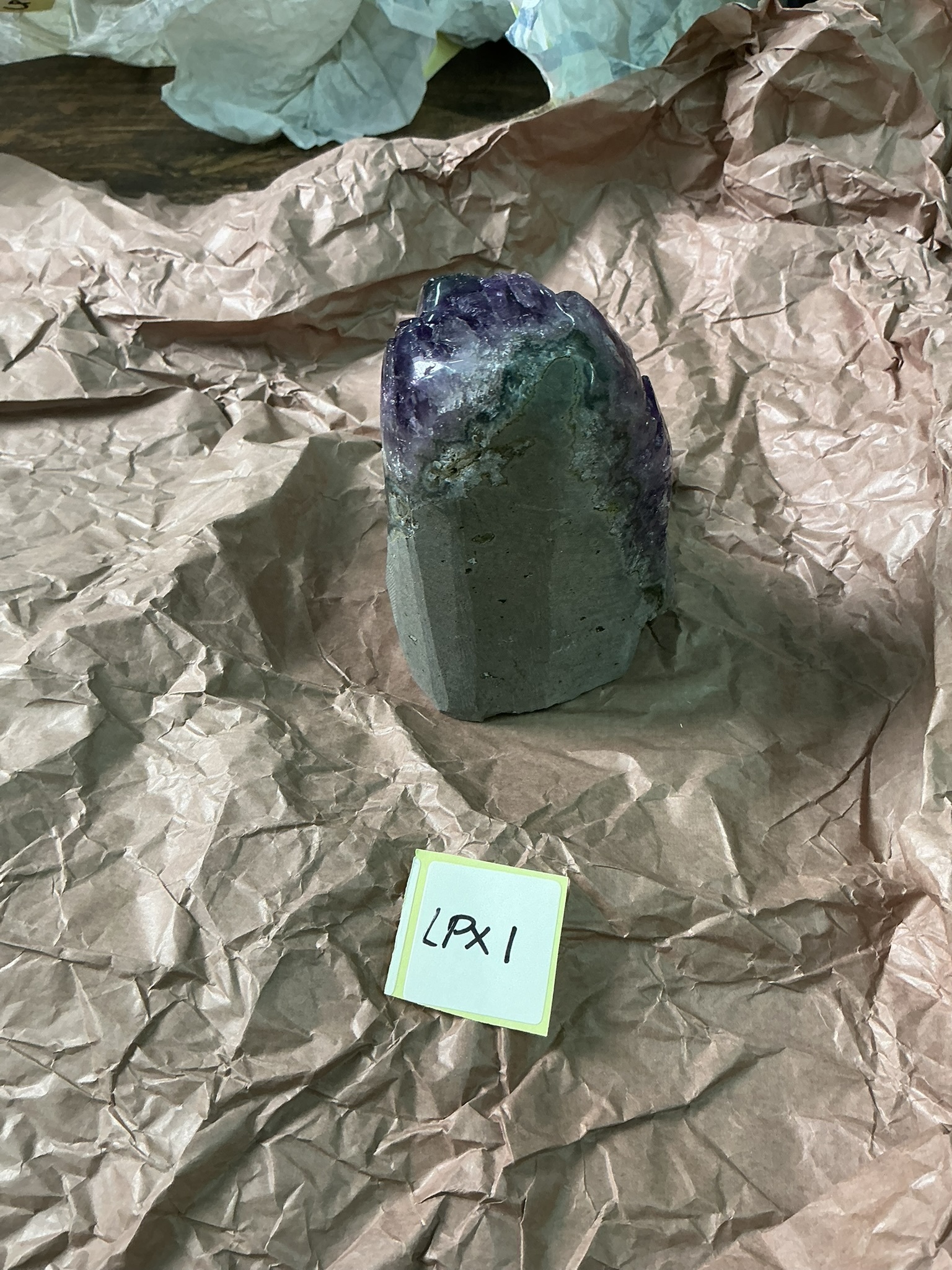 ZB383 LPX1 紫水晶擺件 0.46-0.64kg