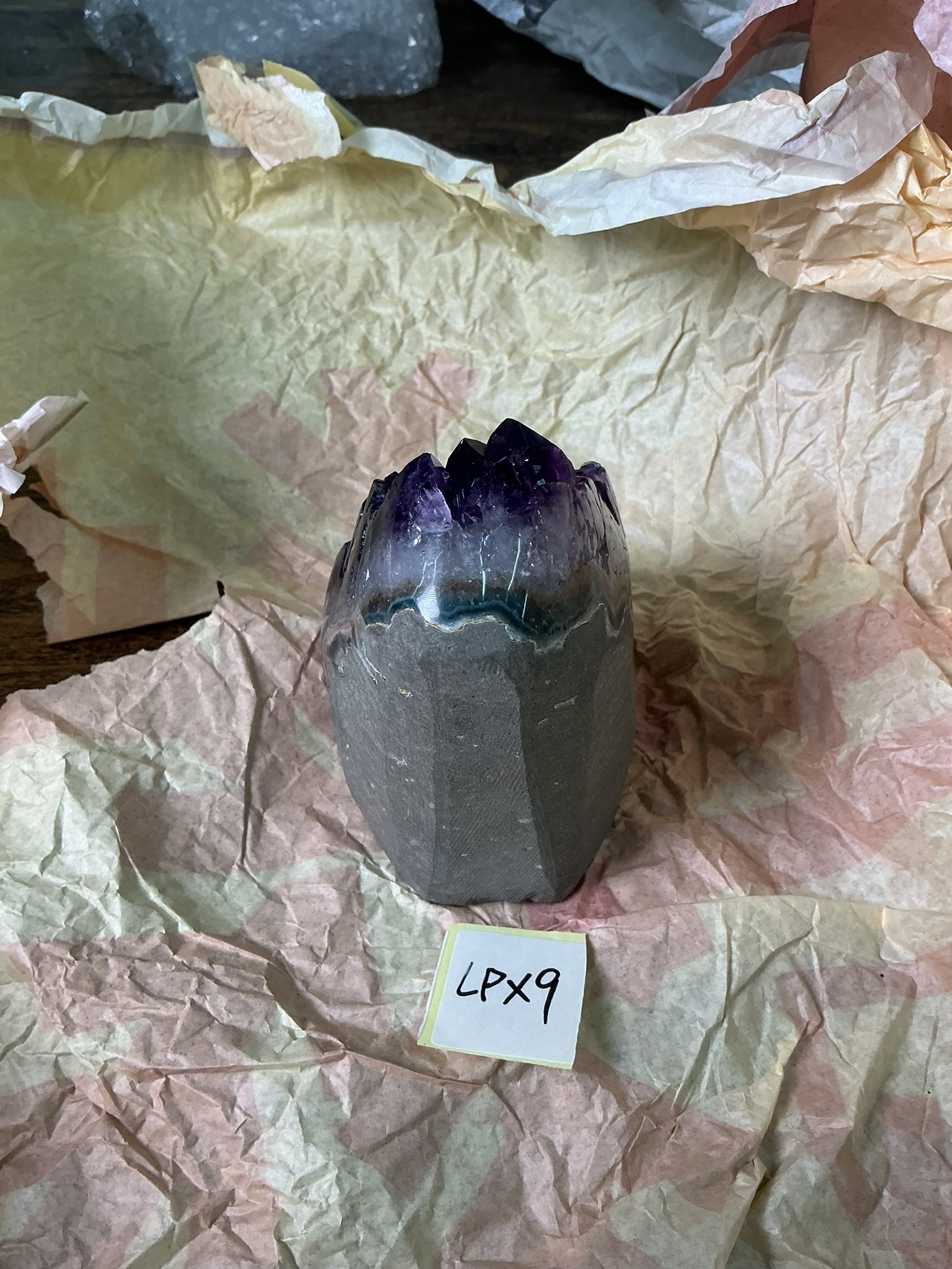 ZB391 LPX9 紫水晶擺件 0.46-0.64kg