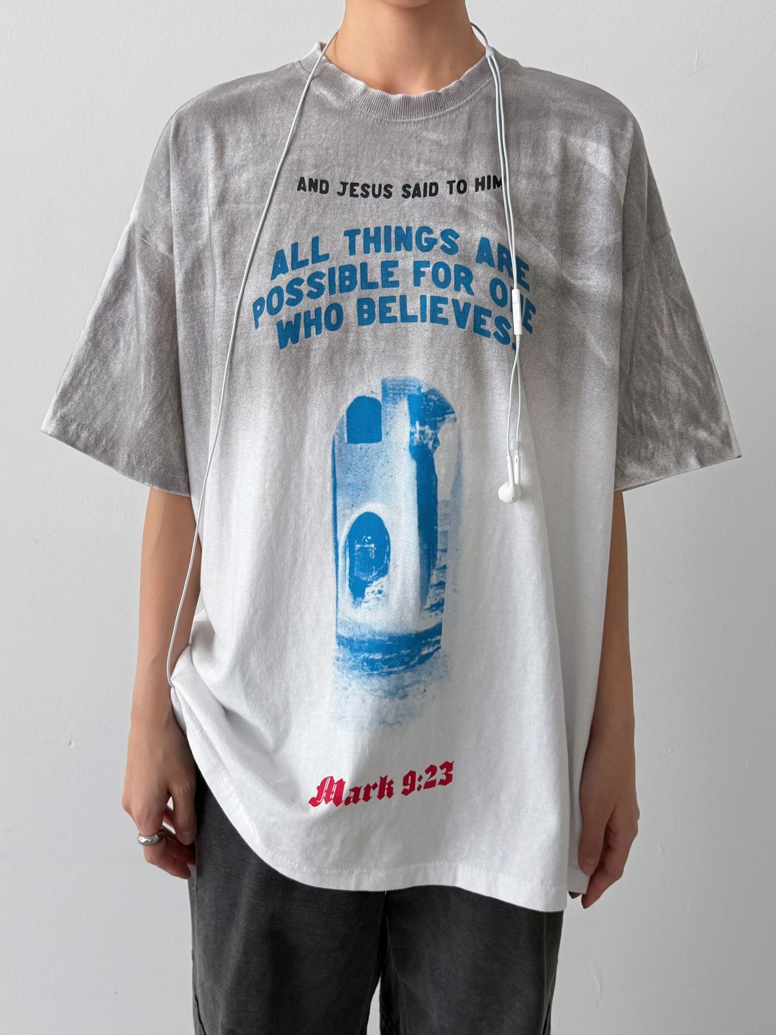 仿污英文字圖案短袖Tee AWAVE-009T