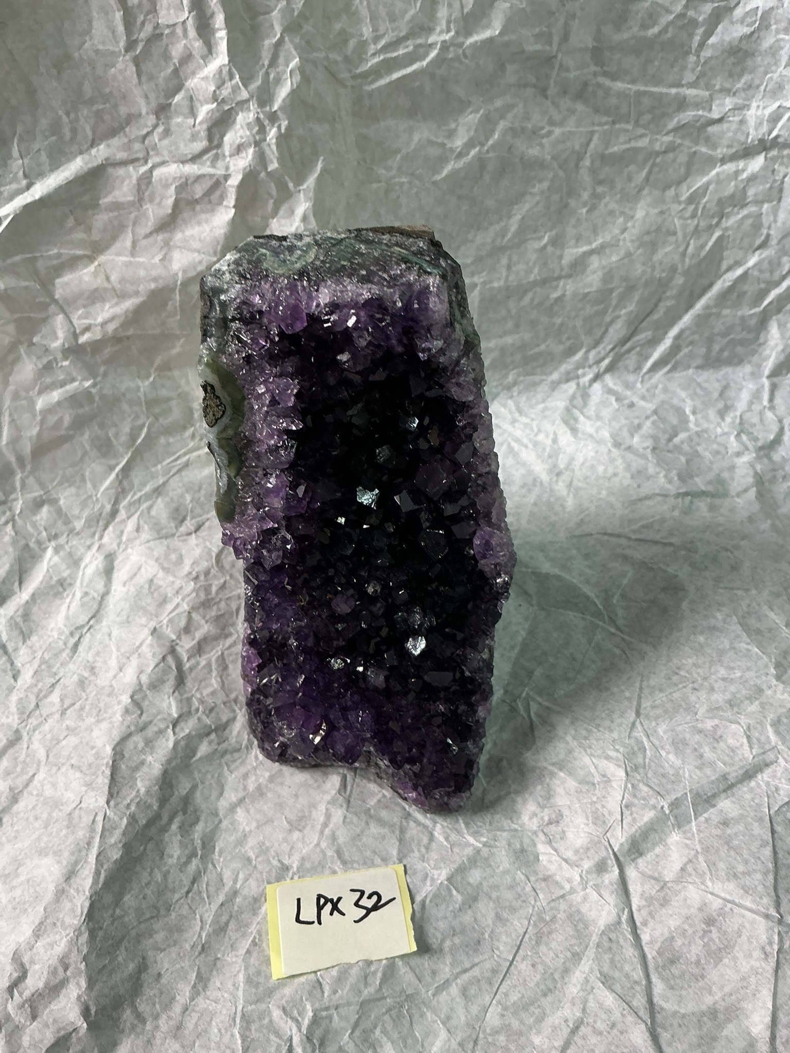 ZB414 LPX32 紫水晶擺件 0.46-0.64kg