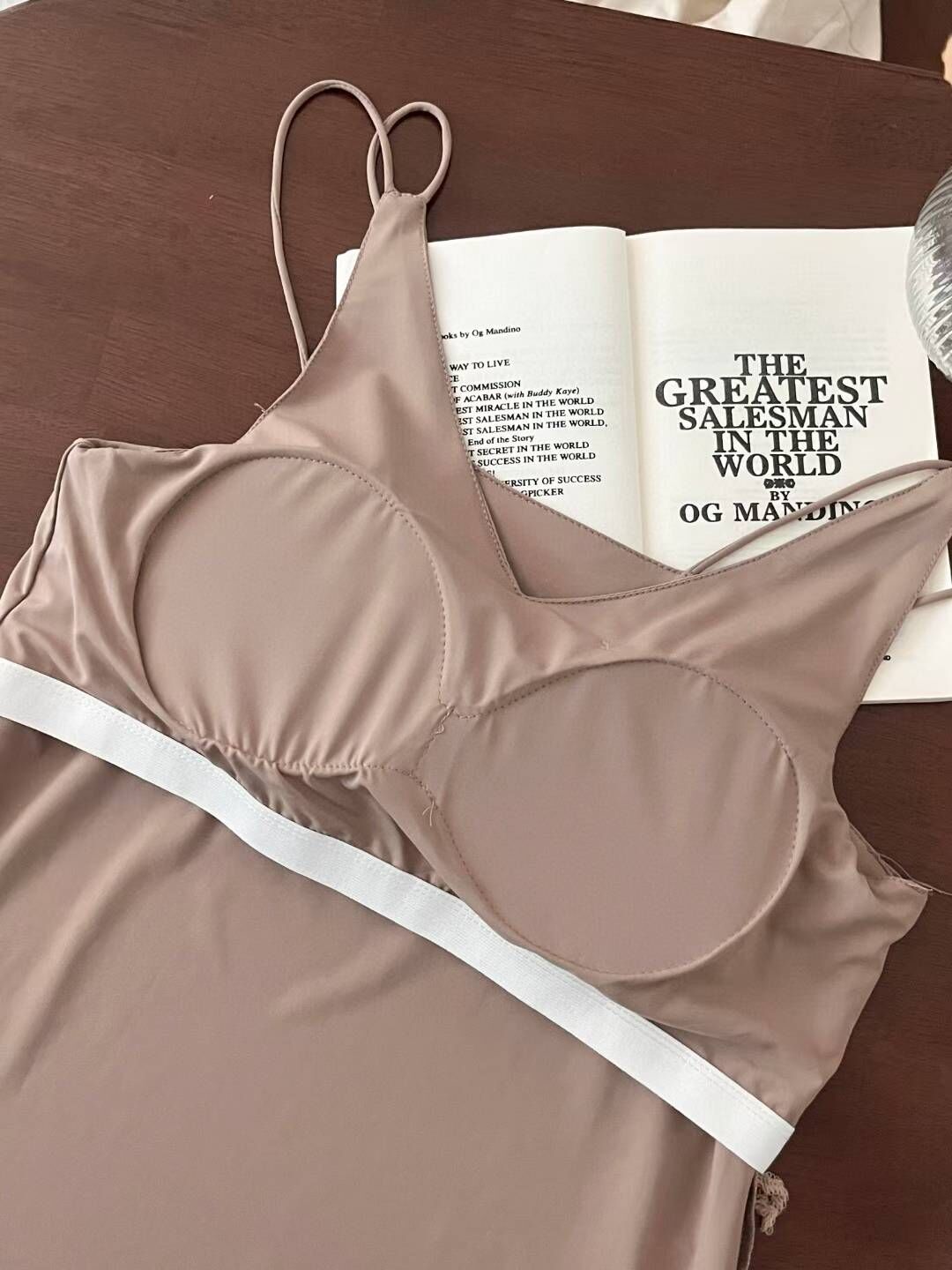 VA6112 莫代爾胸墊V領背心