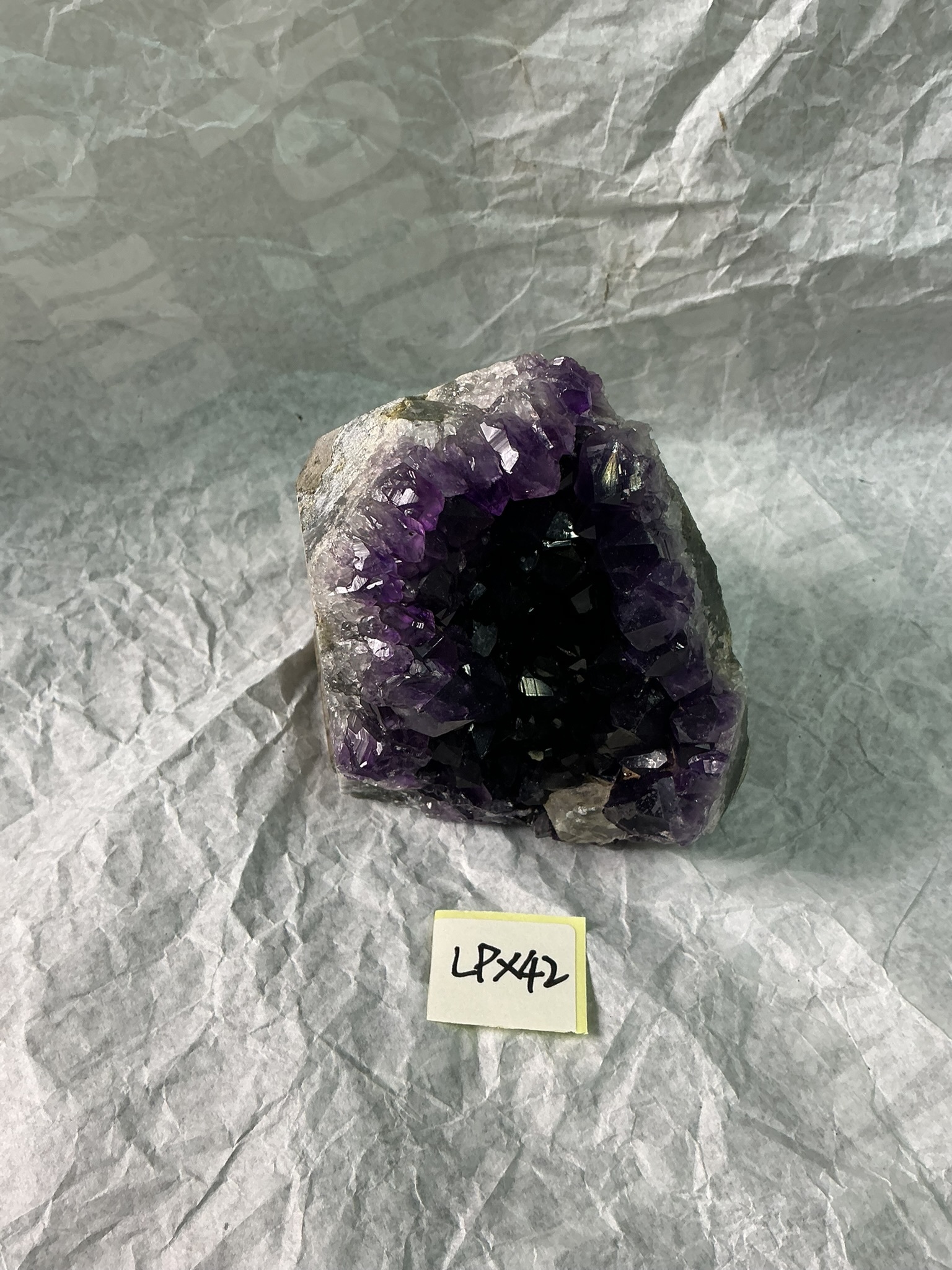 ZB424 LPX42 紫水晶擺件 0.46-0.64kg