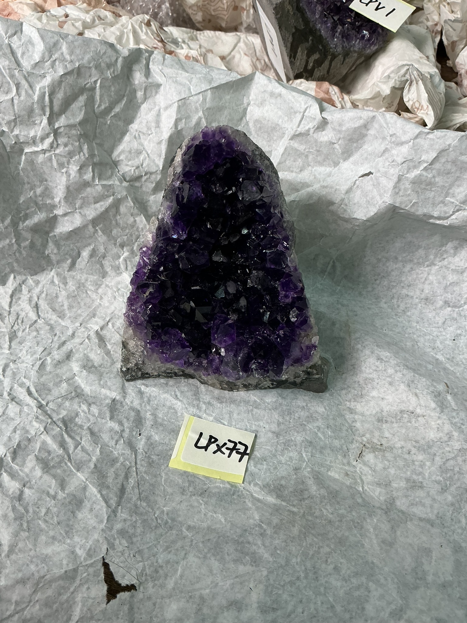 ZB459 LPX77 紫水晶擺件 0.46-0.64kg