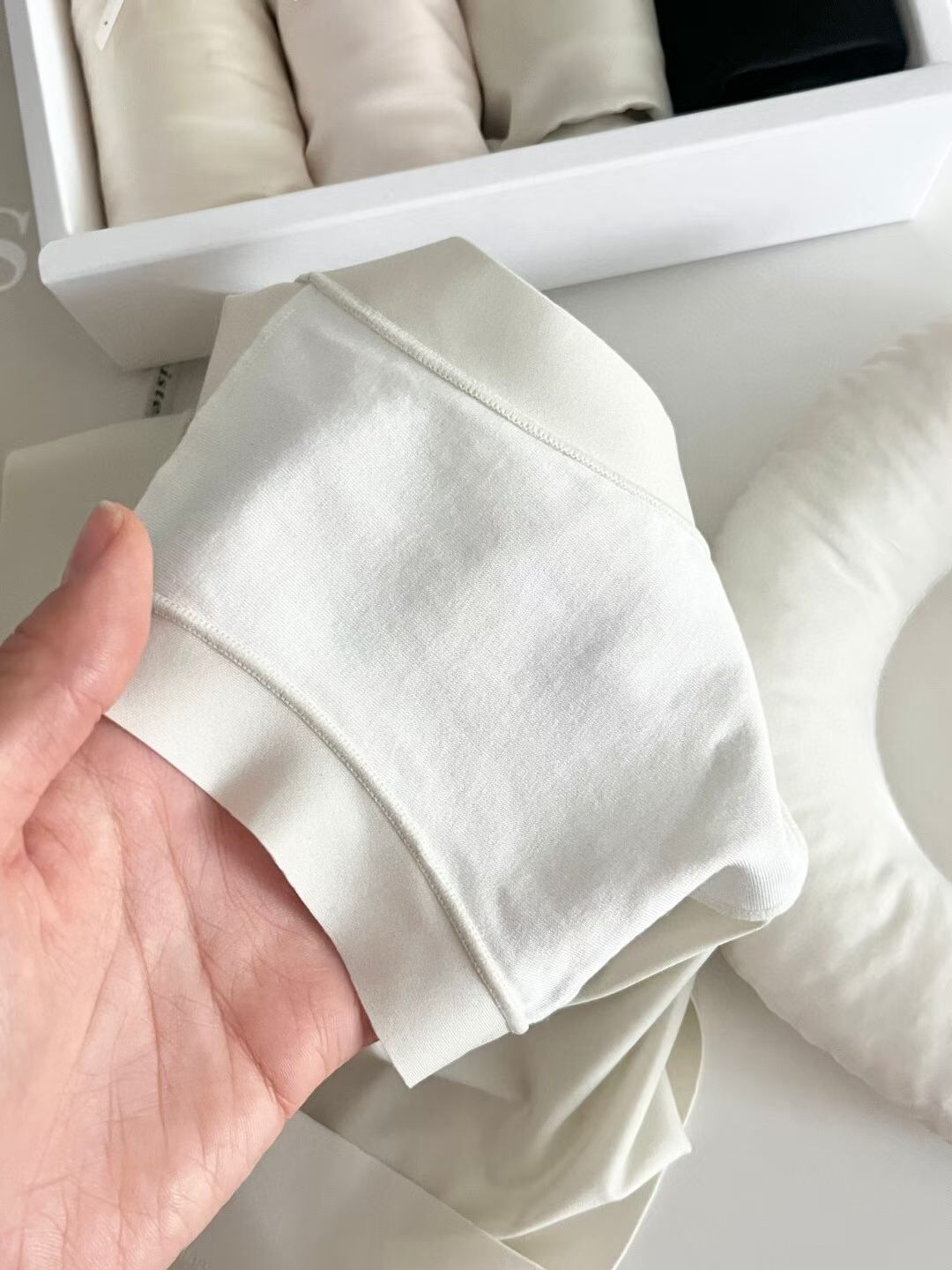 VA6116 小蝴蝶結混紡中腰內褲套裝