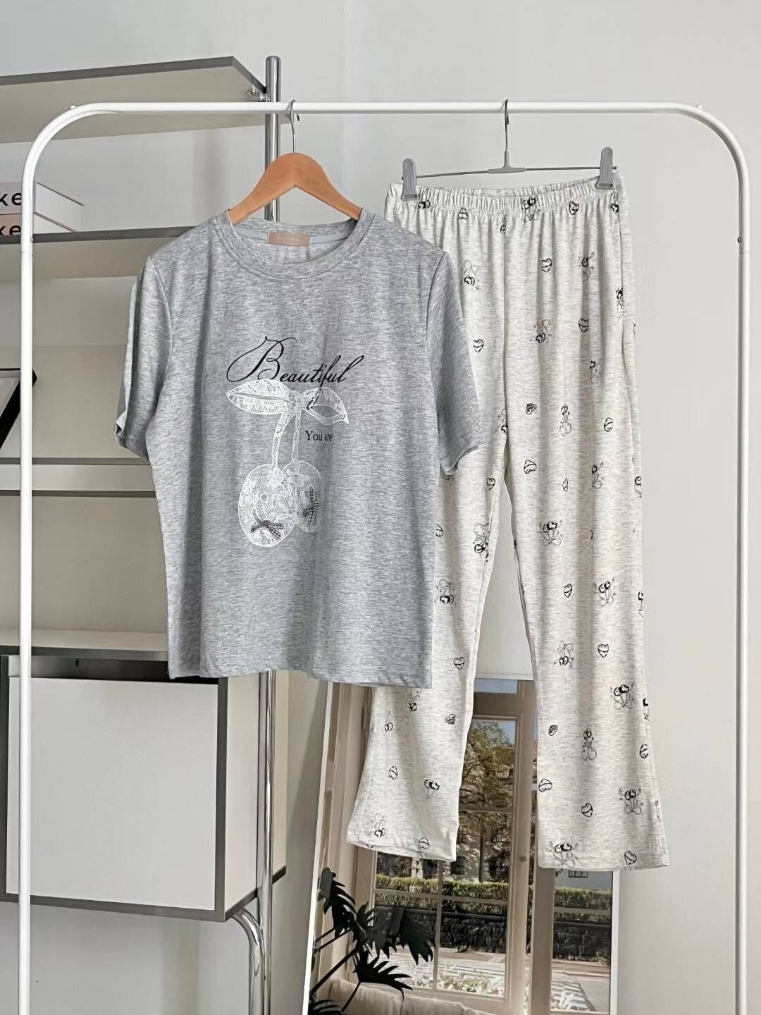 VA6121 蕾絲櫻桃睡衣