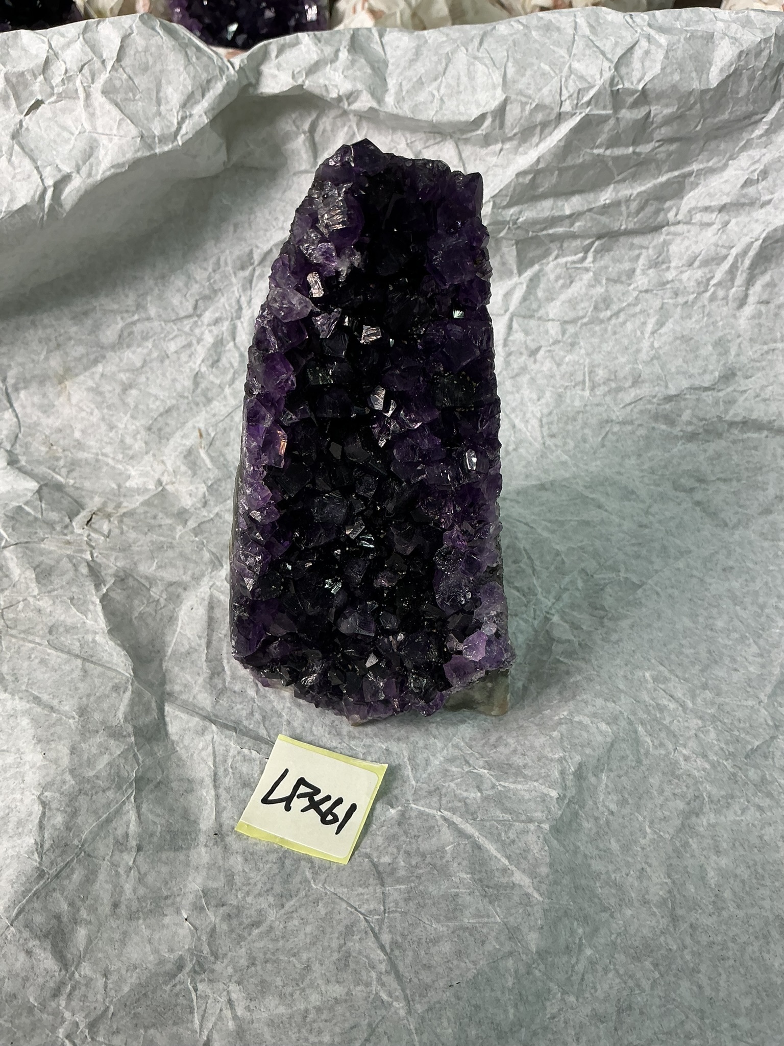 ZB443 LPX61 紫水晶擺件 0.46-0.64kg