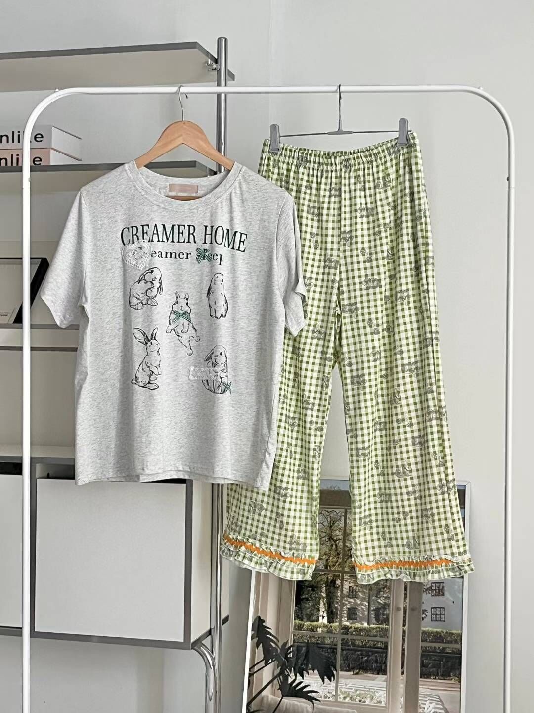 VA6124 小兔綠格睡衣