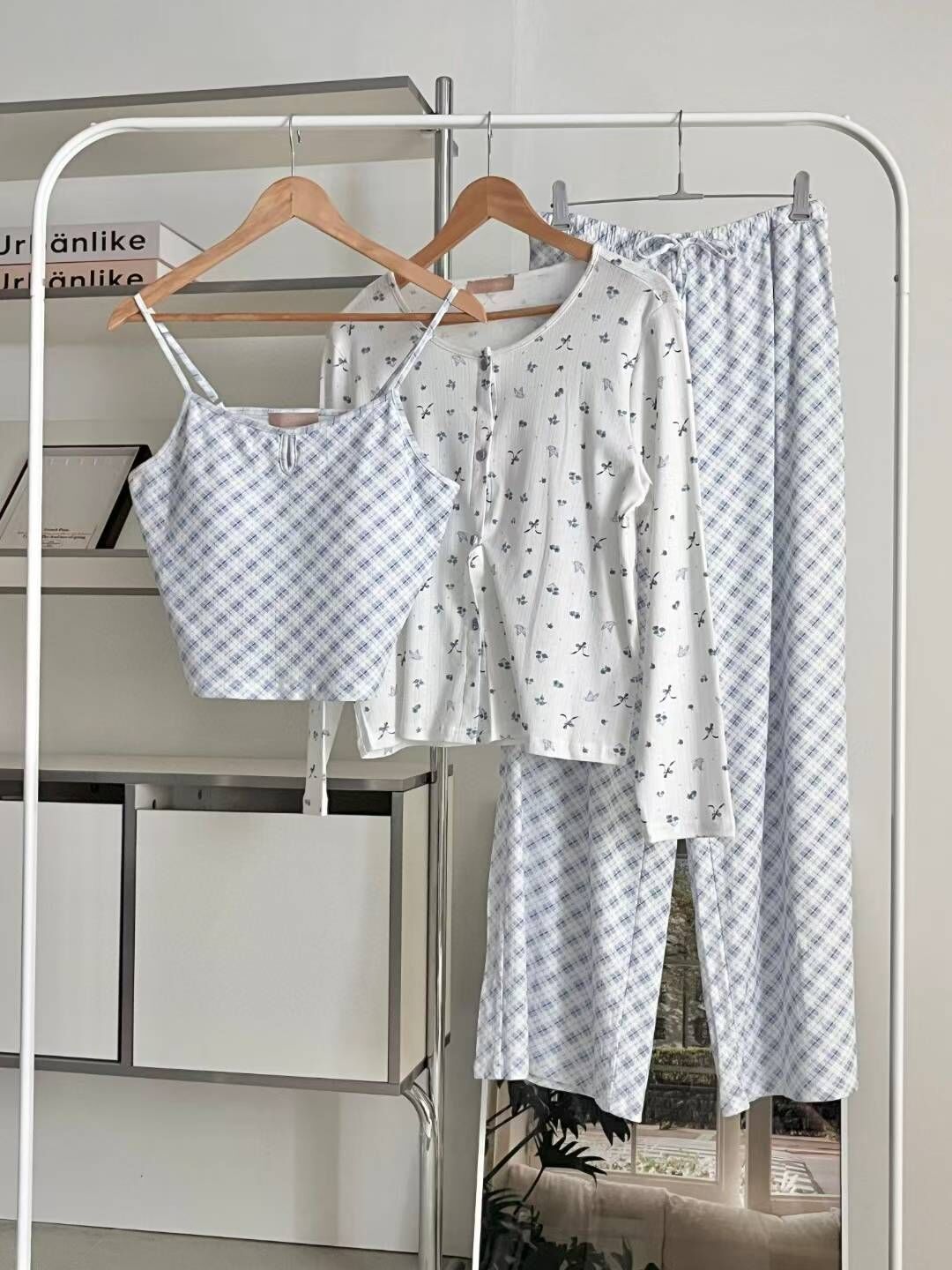 VA6126 藍色格紋三件裝睡衣