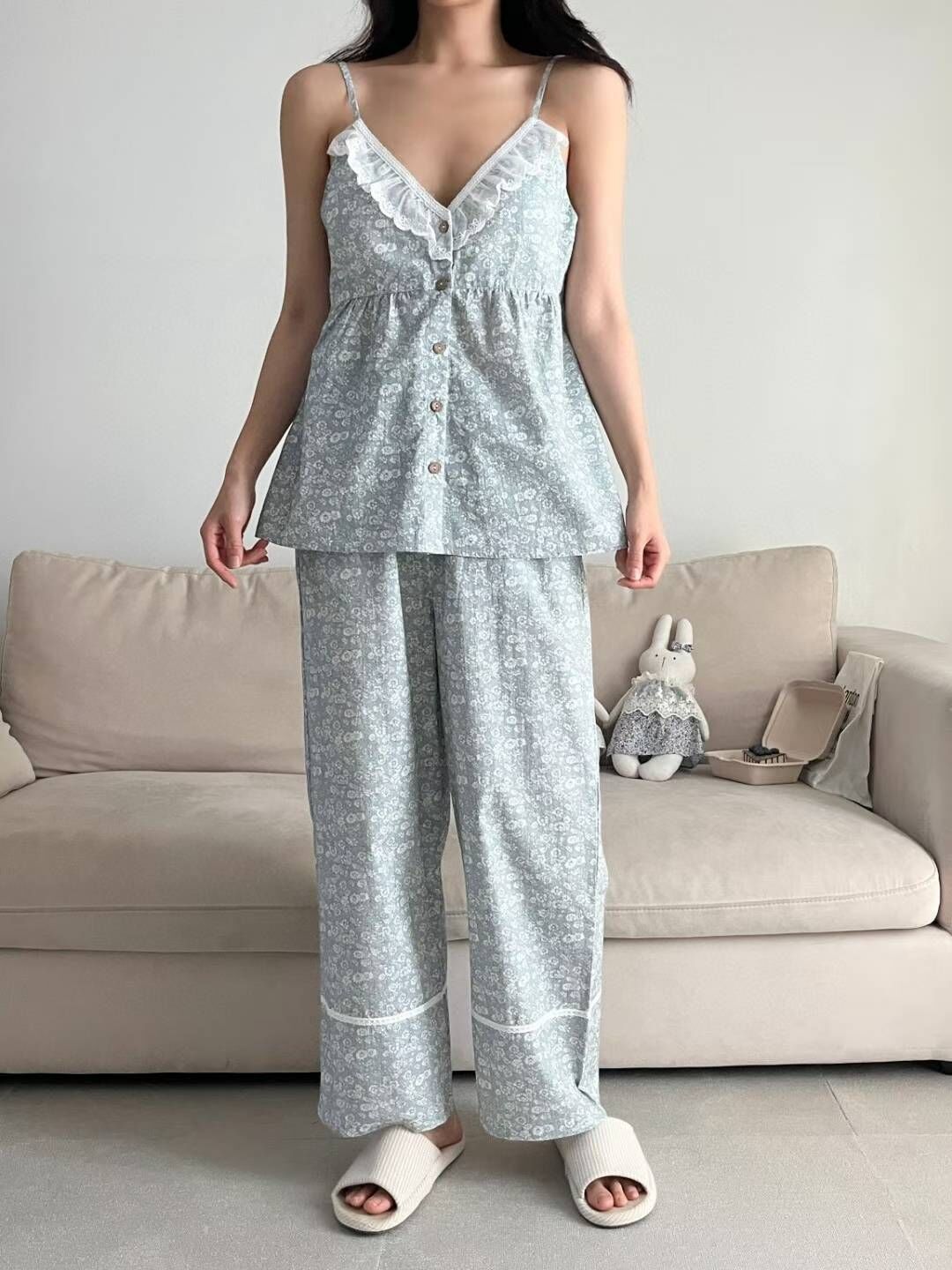 VA6127 雛菊灰底三件裝睡衣