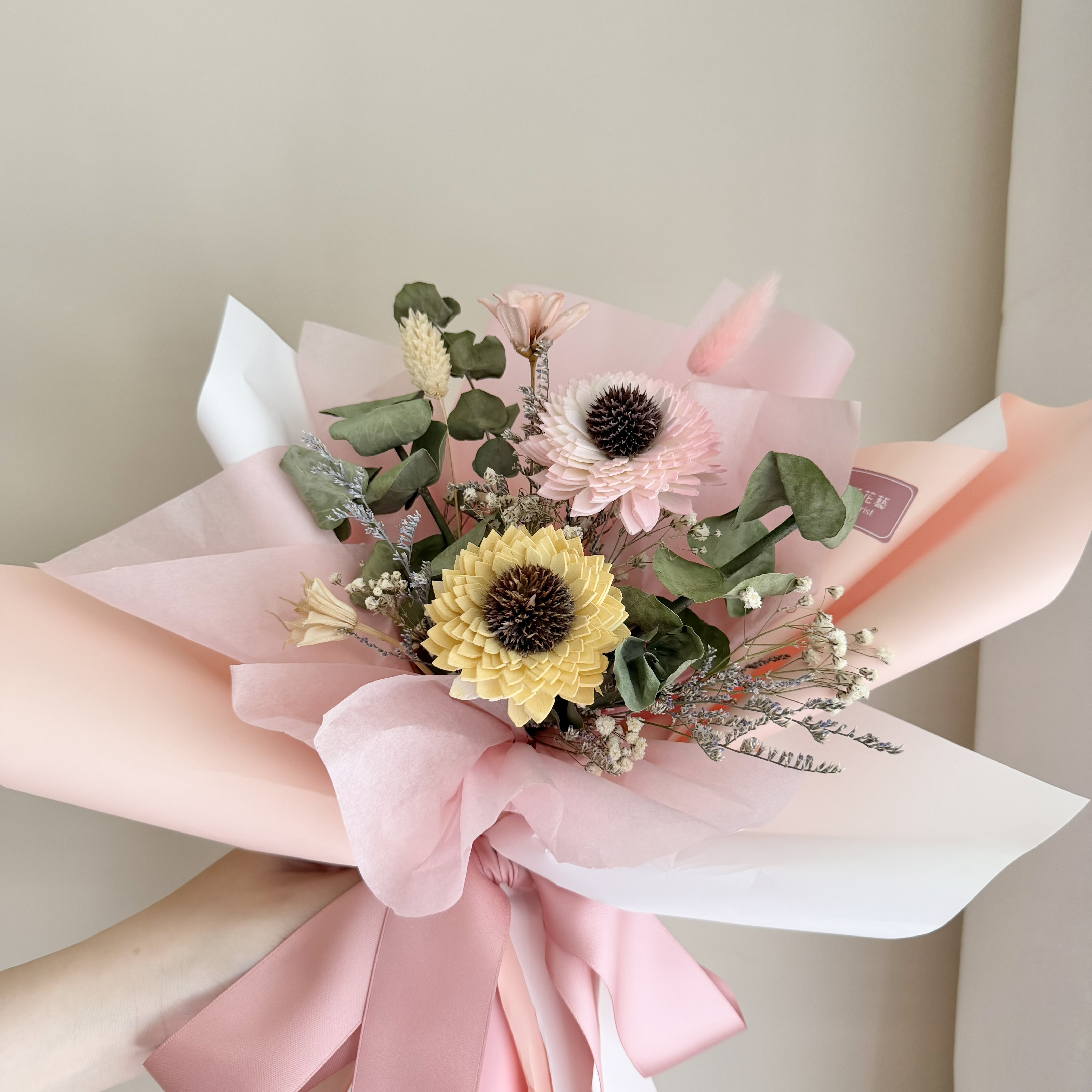乾燥花束(粉色系/中型)｜畢業花束、謝師花束、索拉向日葵