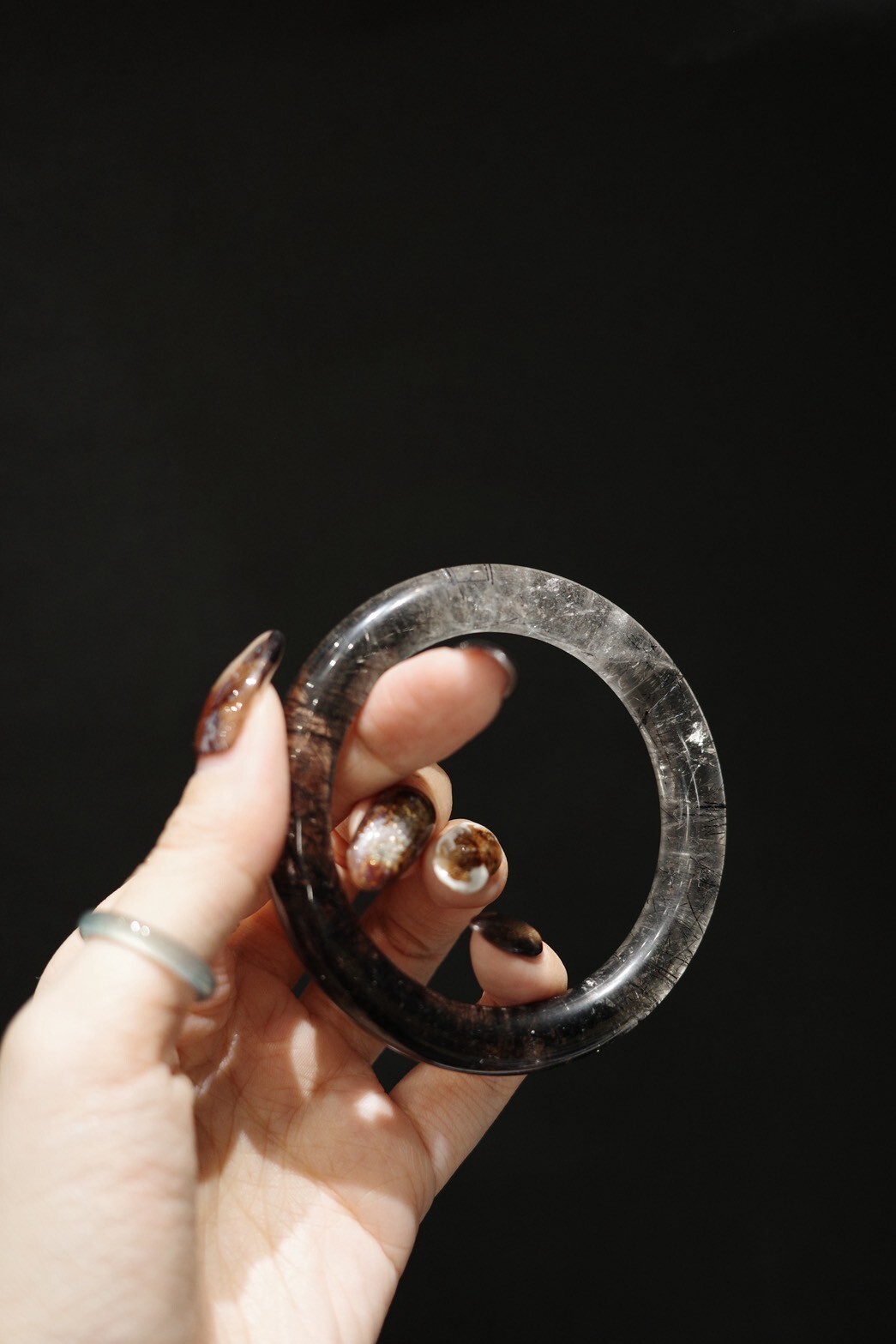 交疊的鎧甲｜高品黑髮晶｜57圈口