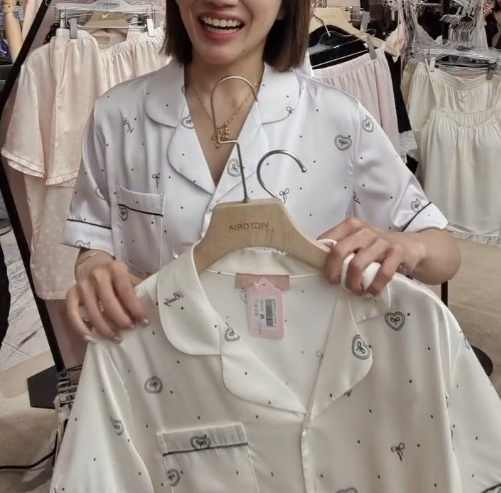 VA6165 心型蝴蝶結醋酸睡衣