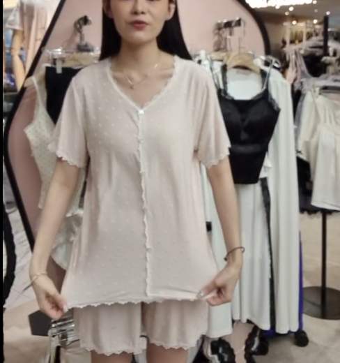 VA6175 波浪蕾絲邊短褲睡衣