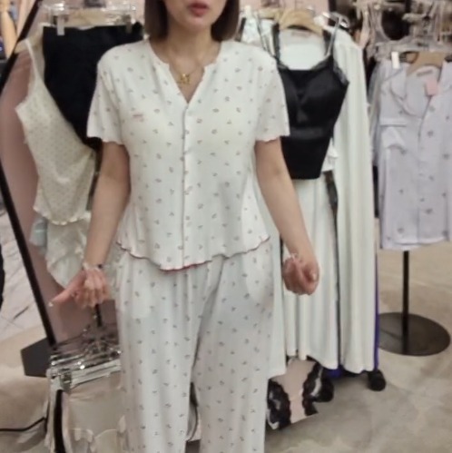 VA6176 小櫻桃包邊睡衣