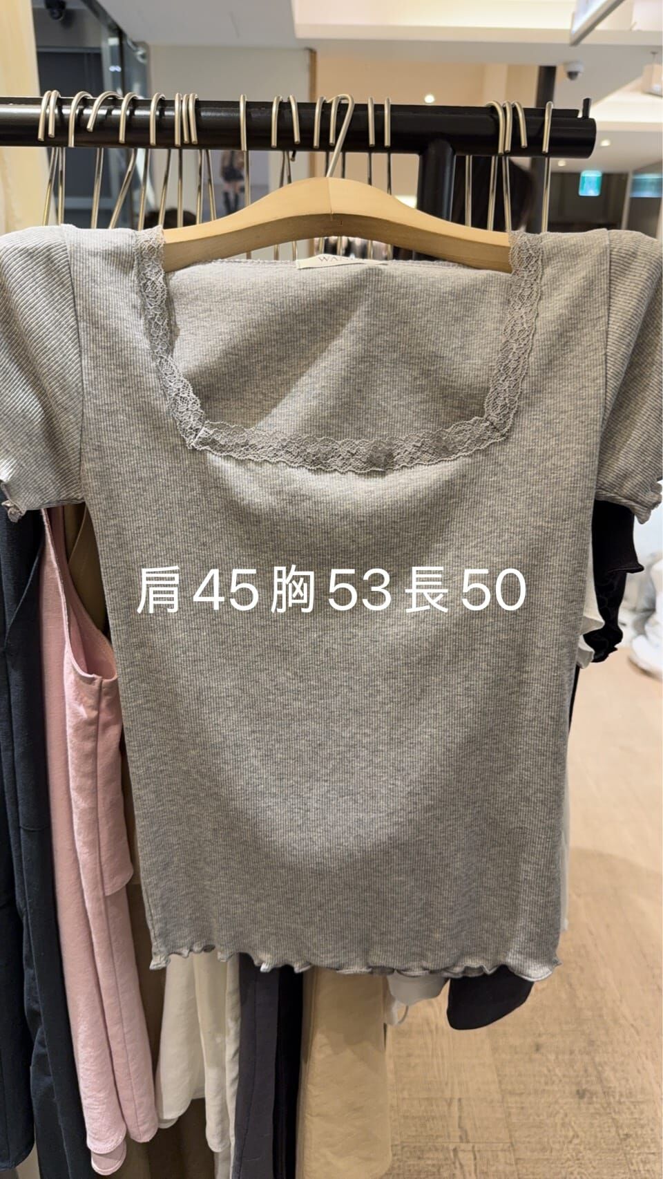 WJ6129 蕾絲方領上衣