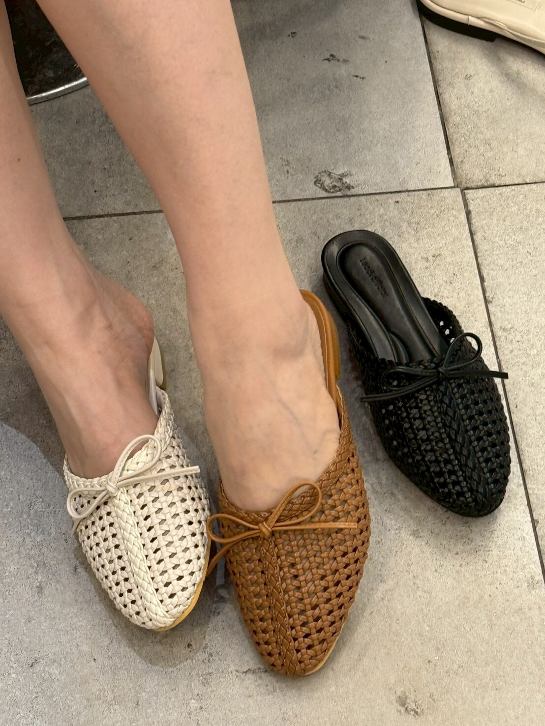 SH6113 真皮藤編蝴蝶結平底拖鞋 *買大一碼*