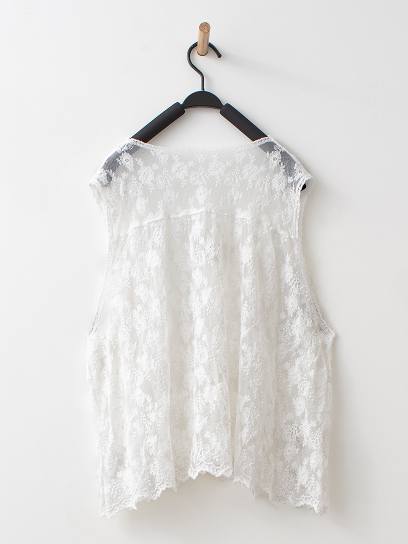 日系波西米亞網布蕾絲繡花前釦短版背心