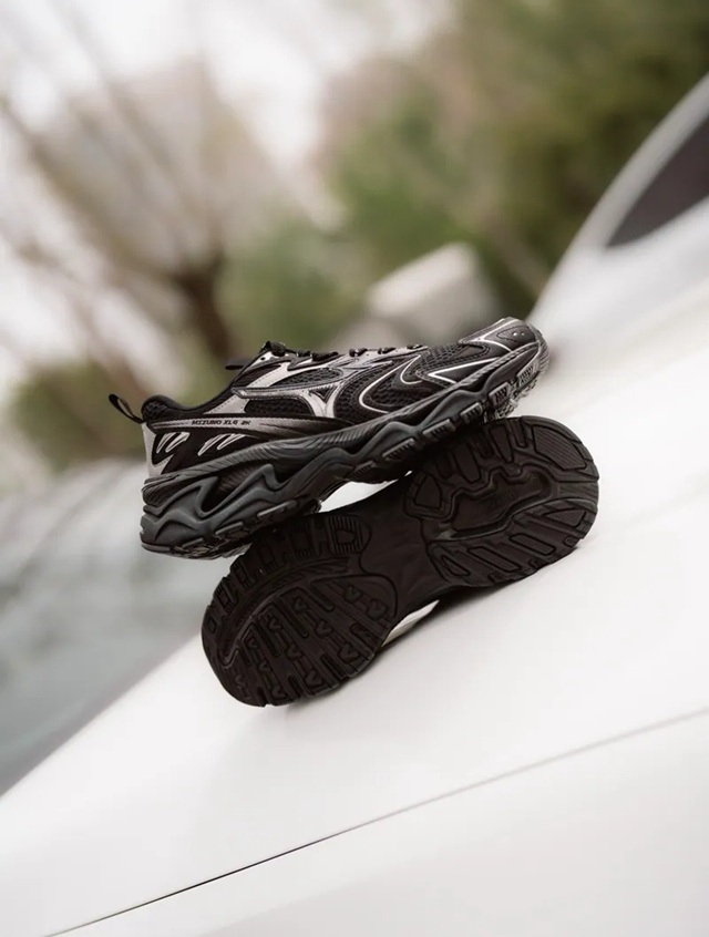 [預訂] MIZUNO XLG 2K | 全黑