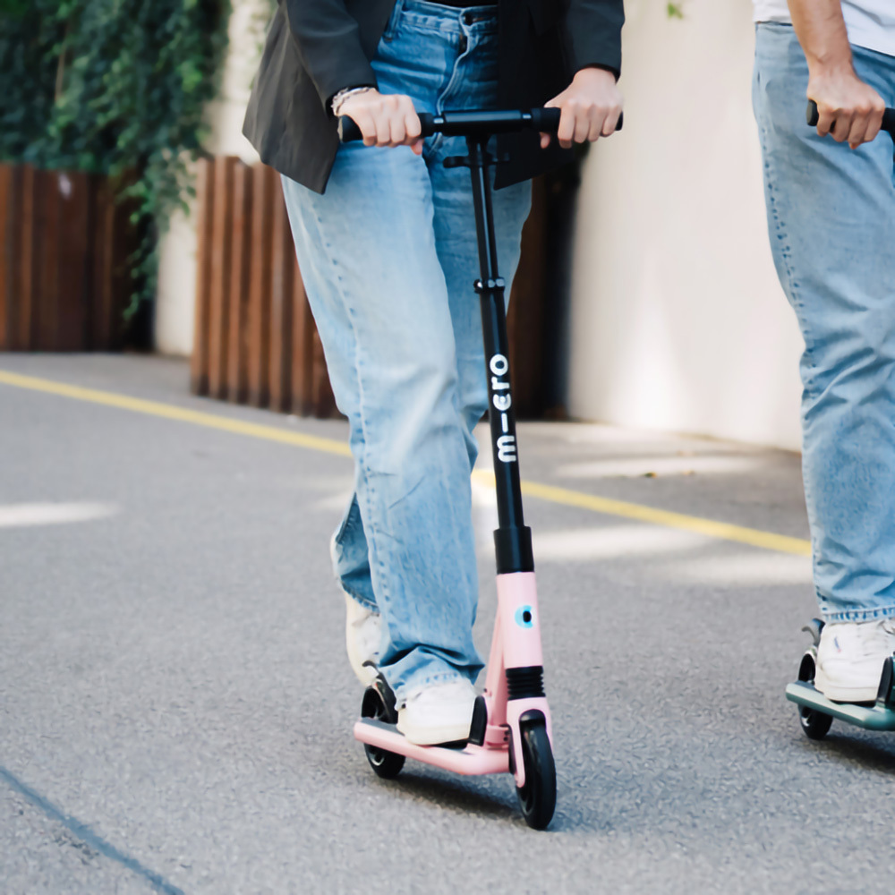Micro Sprite Suspension 避震版成人滑板車 粉色-適合12歲以上-SA0248