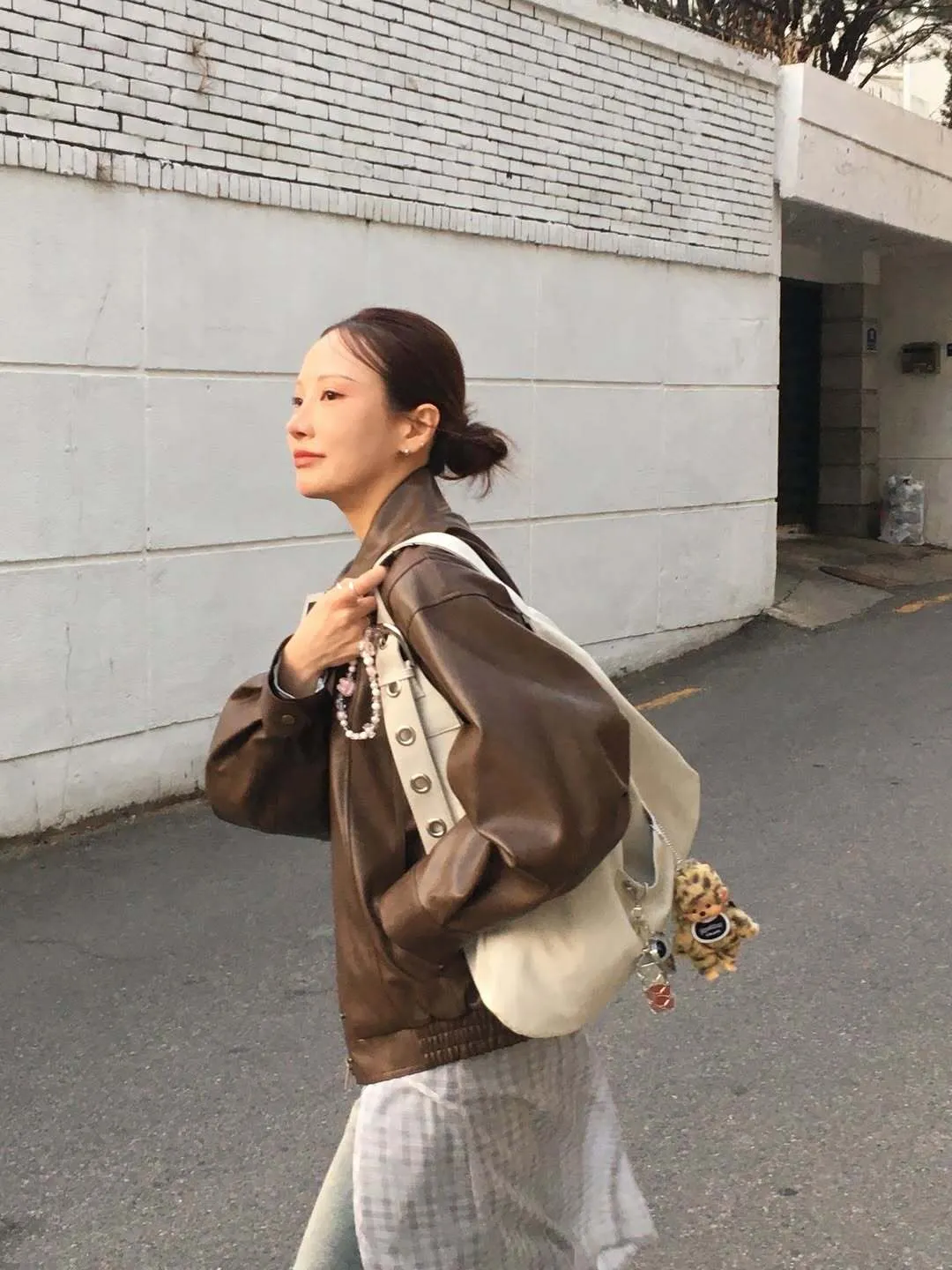 LETERIE｜*官網7折* 韓國雙面反轉肩手袋 BUCKLE REVERSIBLE SHOULDER BAG - IVORY  皮革/波點