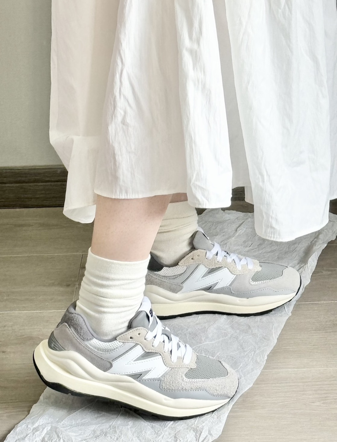 <零碼出清NB一雙不留😎>New Balance 5740 莫蘭迪灰 復古跑鞋